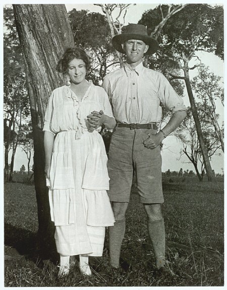 Baroness Karen Blixen with her brother, Thomas Dinesen, in Kenya. https://commons.m.wikimedia.org/wiki/File:Karen_Blixen_and_Thomas_Dinesen_1920s.jpg
